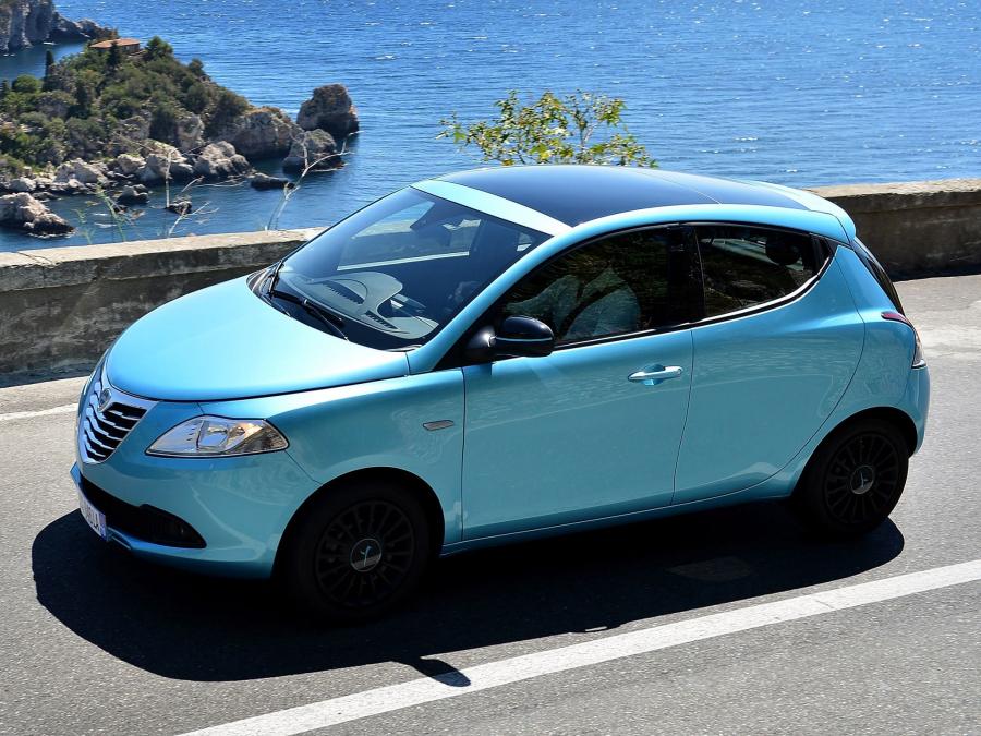  Lancia Ypsilon Elefantino 2013 года  (фото 5 из 18)